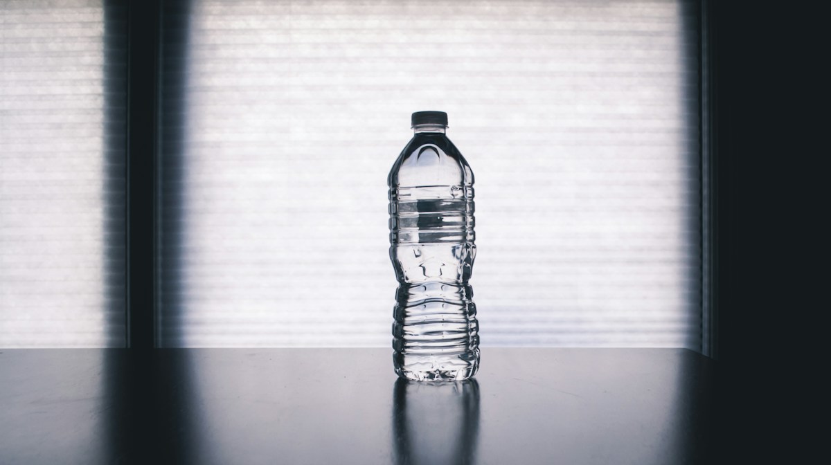 Artikel: Beste drinkfles zonder plastic: glas of RVS?