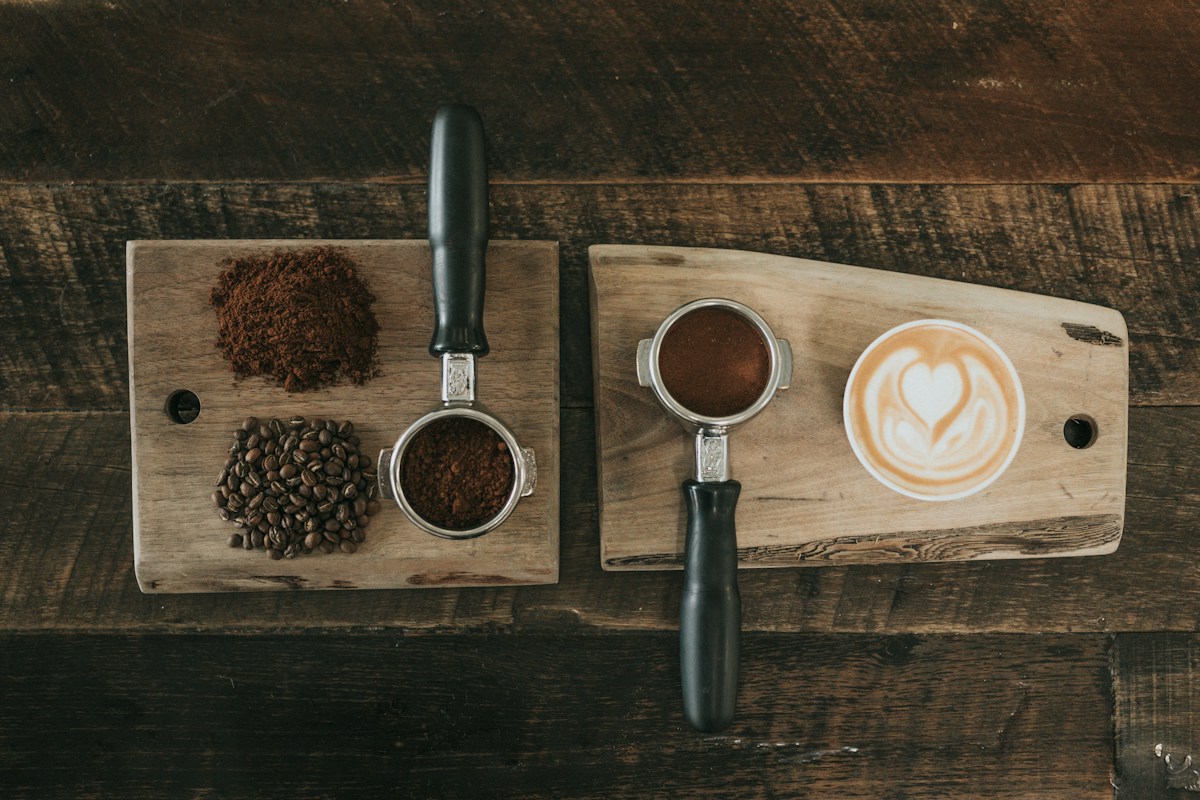 Artikel: Herbruikbare koffiebeker vergelijking: RVS, bamboe of glas?